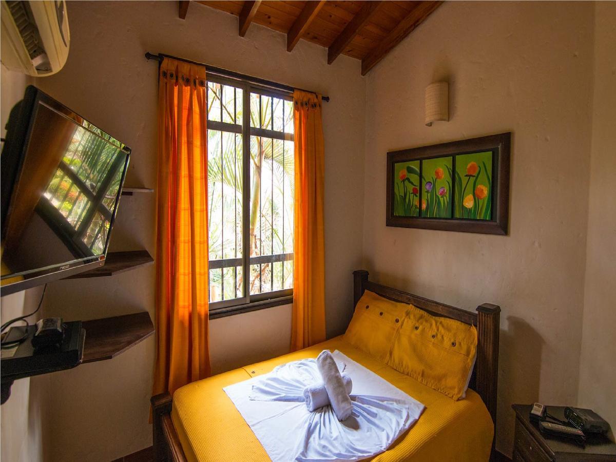 Hosteria Tonusco Campestre Santa Fe de Antioquia Habitación foto